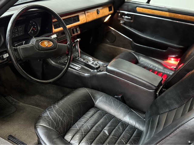 Jaguar - xj - 5.3 v12 - xjs he - oldtimer - 1986 - afbeelding 4 van  32