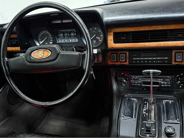 Jaguar - xj - 5.3 v12 - xjs he - oldtimer - 1986 - afbeelding 9 van  32