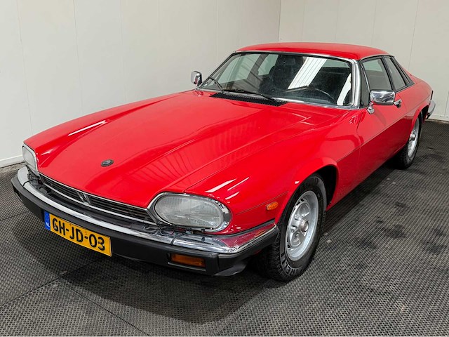 Jaguar - xj - 5.3 v12 - xjs he - oldtimer - 1986 - afbeelding 1 van  32