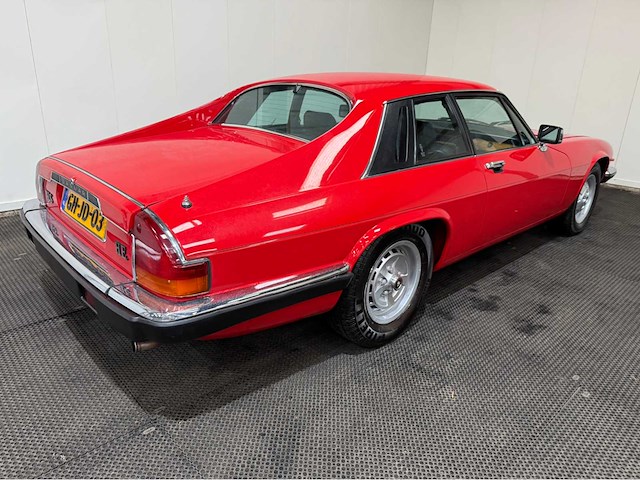 Jaguar - xj- 5.3 v12 -xjs he- oldtimer - 1986 - afbeelding 31 van  32