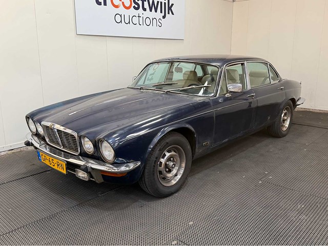 Jaguar - xj 4.2 automaat - oldtimer- 1979 - afbeelding 1 van  26