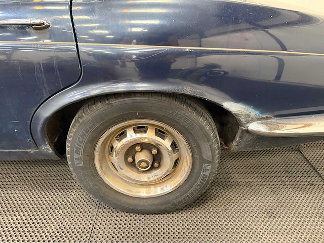 Jaguar - xj 4.2 automaat - oldtimer- 1979 - afbeelding 14 van  26