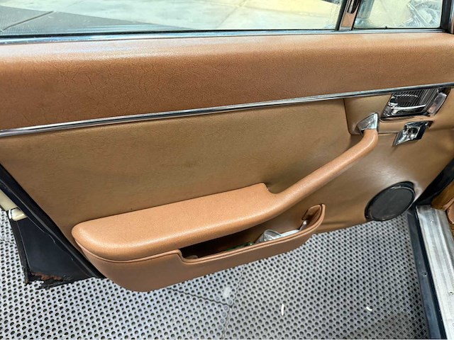 Jaguar - xj 4.2 automaat - oldtimer- 1979 - afbeelding 19 van  26