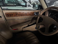 Jaguar - xj40 sport - oldtimer - afbeelding 8 van  14