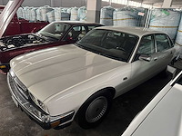 Jaguar - xj6 - oldtimer - afbeelding 1 van  13