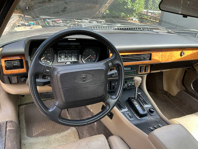Jaguar - xjs - 5.3 v12 convertible - youngtimer > 15 - afbeelding 5 van  9