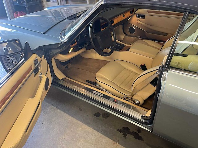 Jaguar - xjs - 5.3 v12 convertible - afbeelding 6 van  26