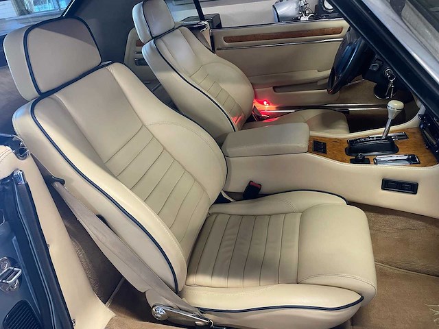 Jaguar - xjs - 5.3 v12 convertible - afbeelding 8 van  26