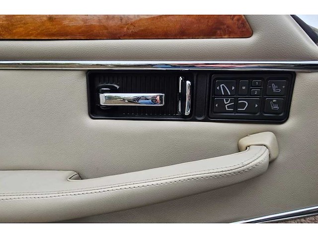 Jaguar - xjs - cabriolet - youngtimer > 15 - afbeelding 16 van  17