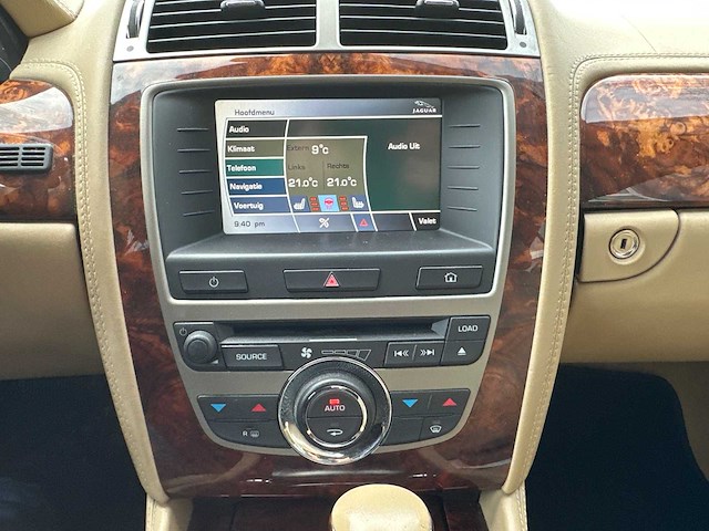 Jaguar - xk - 4.2 v8 coupé - car - 2007 - afbeelding 2 van  37