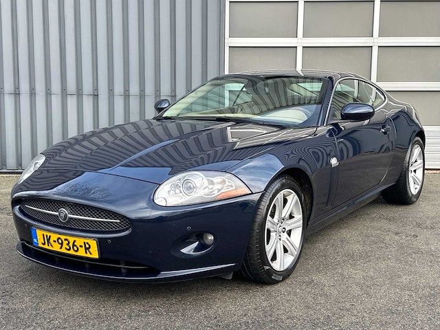 Jaguar - xk - 4.2 v8 coupé - car - 2007 - afbeelding 1 van  37