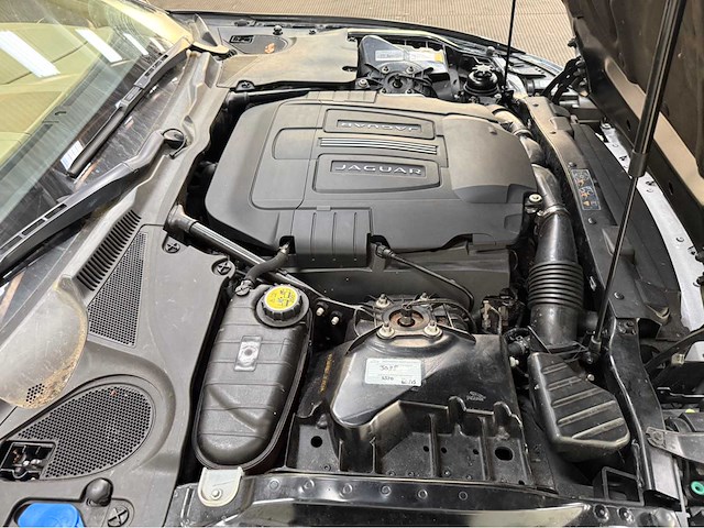 Jaguar - xk - 5.0 v8 - 385 pk - portfolio - cabriolet - personenauto - 2014 - afbeelding 5 van  14