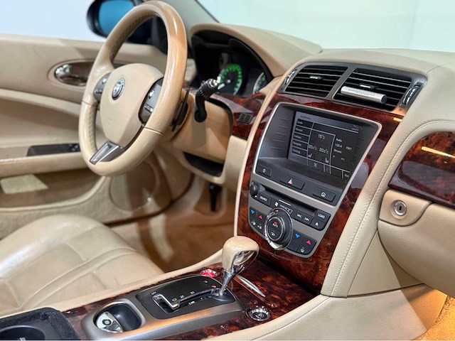 Jaguar - xk - cabriolet - personenauto - 2007 - afbeelding 13 van  39