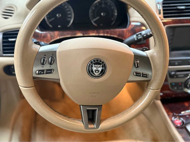 Jaguar - xk - cabriolet - personenauto - 2007 - afbeelding 32 van  39