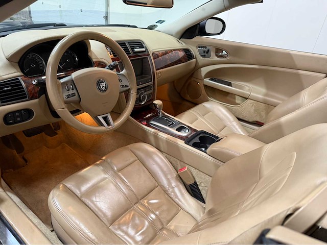 Jaguar - xk - cabriolet - personenauto - 2007 - afbeelding 15 van  39