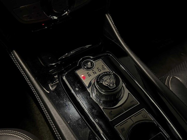 Jaguar - xkr - 5.0 v8 s/c coupé - hnk-06-d- 2009 iaw - afbeelding 10 van  20
