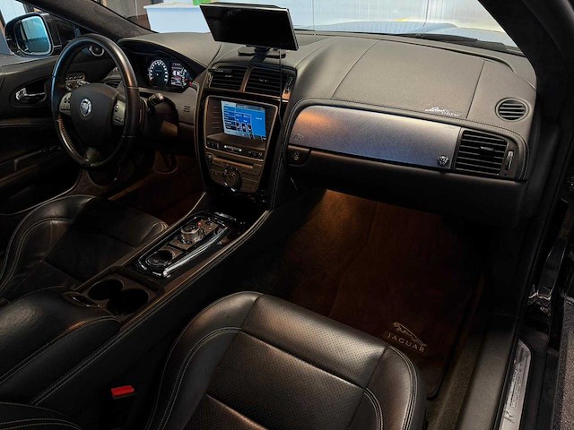 Jaguar - xkr - 5.0 v8 s/c coupé - hnk-06-d- 2009 iaw - afbeelding 13 van  20
