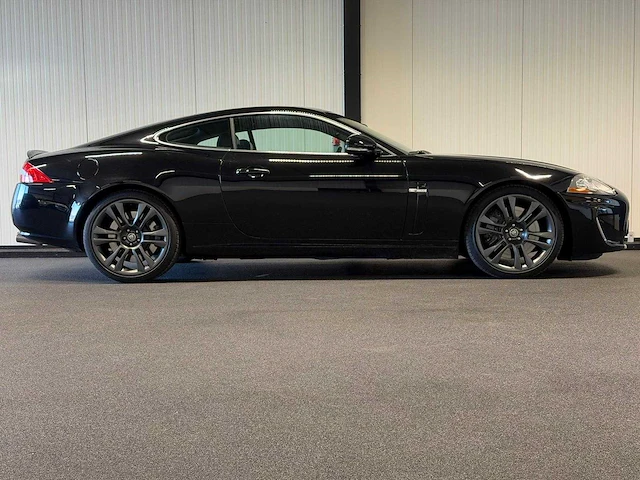 Jaguar - xkr - 5.0 v8 s/c coupé - hnk-06-d- 2009 iaw - afbeelding 17 van  20