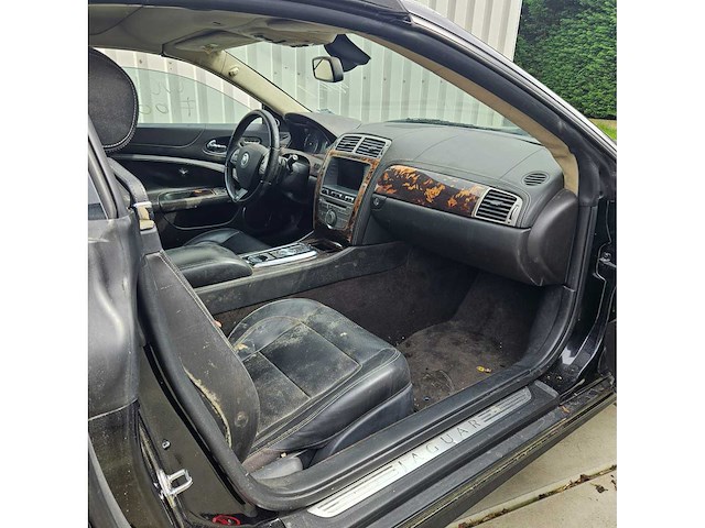 Jaguar - xkr cabriolet - supercharger - youngtimer > 15 - afbeelding 8 van  12