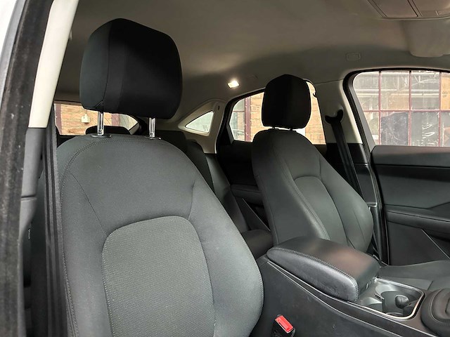 Jaguar e-pace 2.0 d150 awd t150pk 2018 - afbeelding 36 van  41