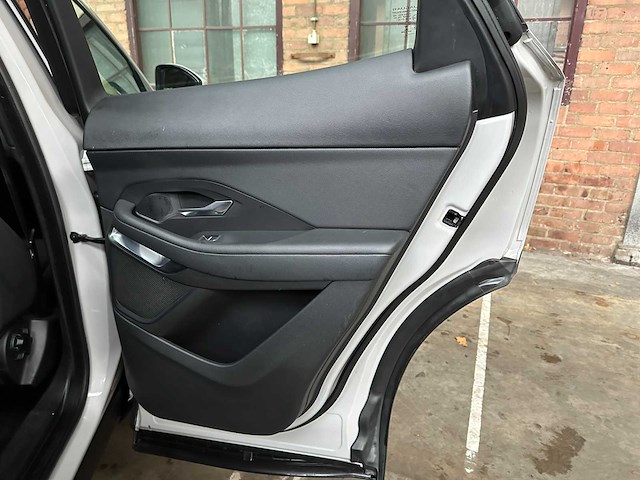 Jaguar e-pace 2.0 d150 awd t150pk 2018 - afbeelding 27 van  41