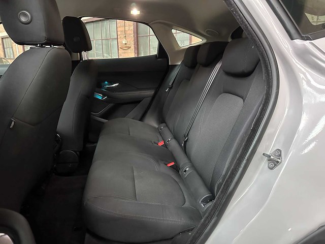 Jaguar e-pace 2.0 d150 awd t150pk 2018 - afbeelding 32 van  41