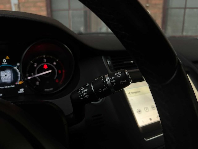 Jaguar e-pace 2.0 d150 awd t150pk 2018 - afbeelding 16 van  41