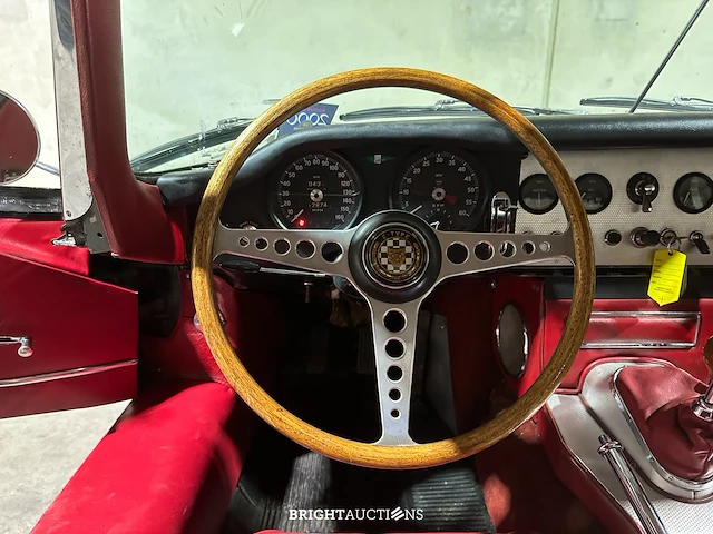 Jaguar e-type roadster 3.8 xk zes-in-lijn series 1 1963 - afbeelding 26 van  44