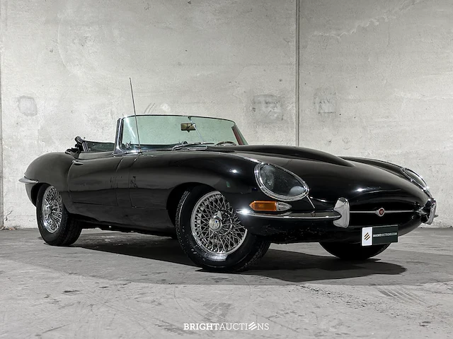 Jaguar e-type roadster 3.8 xk zes-in-lijn series 1 1963 - afbeelding 43 van  44