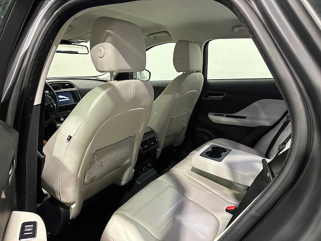 Jaguar f-pace 2.0 portf. awd 20d jz-722-d - afbeelding 2 van  23