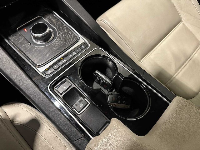 Jaguar f-pace 2.0 portf. awd 20d jz-722-d - afbeelding 20 van  23