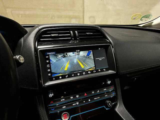 Jaguar f-pace 2.0 portfolio 20d 179pk 2018 (origineel-nl), sf-741-t - afbeelding 29 van  54
