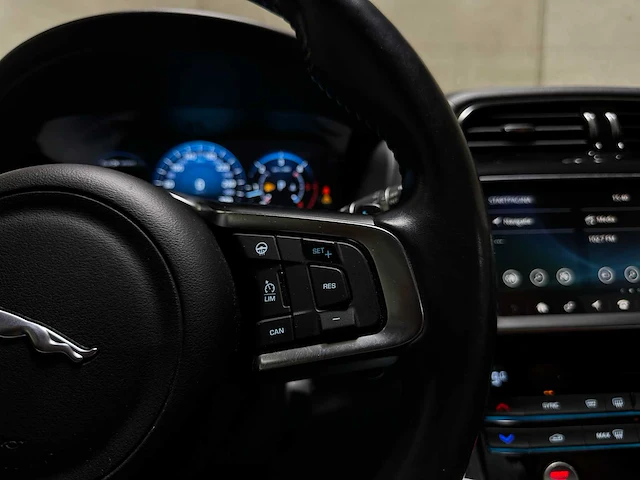 Jaguar f-pace 2.0 portfolio 20d 179pk 2018 (origineel-nl), sf-741-t - afbeelding 20 van  52