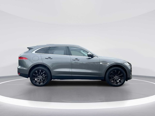 Jaguar f-pace 2.0 portfolio awd 20d 2017 | nr-845-n - afbeelding 9 van  35
