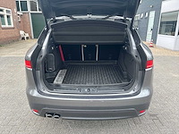 Jaguar f-pace 2.0 portfolio awd 20d 2017 | nr-845-n - afbeelding 18 van  35