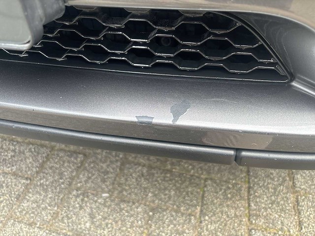 Jaguar f-pace 2.0 portfolio awd 20d 2017 | nr-845-n - afbeelding 30 van  35