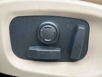 Jaguar f-pace 2.0 portfolio awd 20d 2017 | nr-845-n - afbeelding 26 van  35