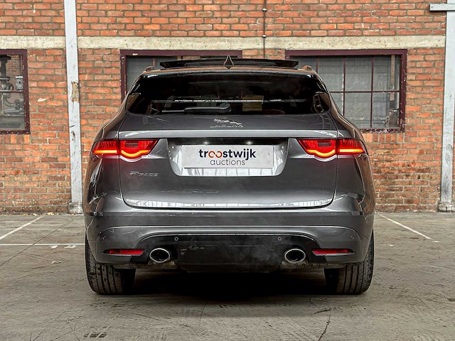 Jaguar f-pace 3.0 v6 supercharged s awd 35t 381hp 2018, l-542-rg - afbeelding 1 van  2