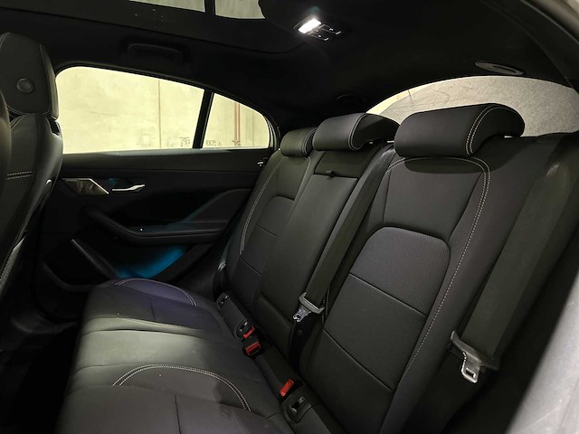 Jaguar i-pace ev320 s business pack 90 kwh 320pk 2020 (origineel-nl), k-452-jk - afbeelding 48 van  73