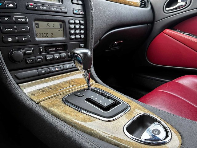 Jaguar s-type 4.2 v8 sport, automaat, 97-nf-xp - afbeelding 8 van  21
