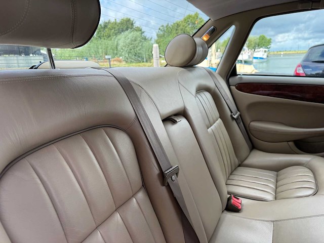 Jaguar sovereign 4.0 v8 17-gb-hf - afbeelding 6 van  18