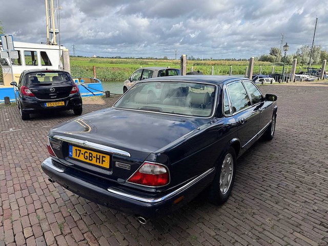 Jaguar sovereign 4.0 v8 17-gb-hf - afbeelding 16 van  18