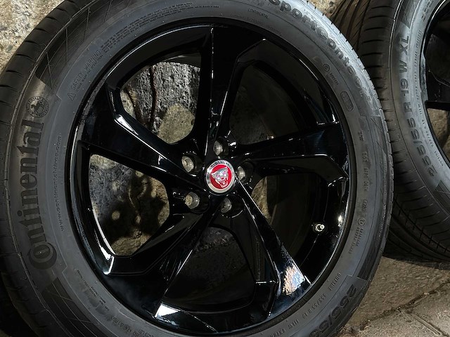 Jaguar wielen set - afbeelding 15 van  15