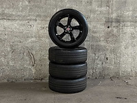 Jaguar wielen set