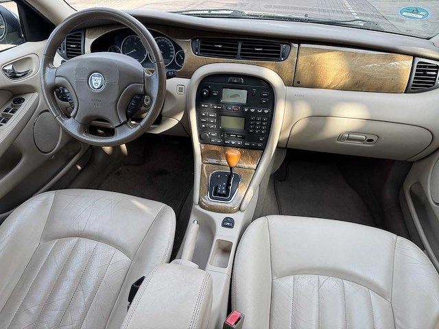 Jaguar x-type 2.0 v6 executive 43-jp-fr - afbeelding 3 van  17