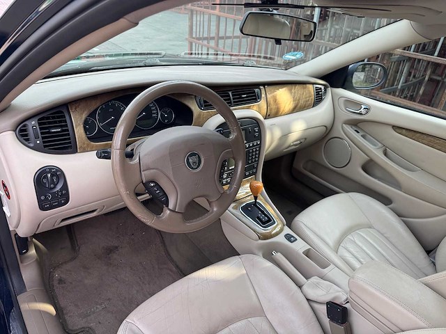 Jaguar x-type 2.0 v6 executive 43-jp-fr - afbeelding 4 van  17