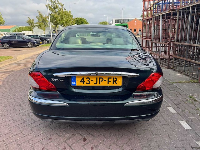 Jaguar x-type 2.0 v6 executive 43-jp-fr - afbeelding 14 van  17