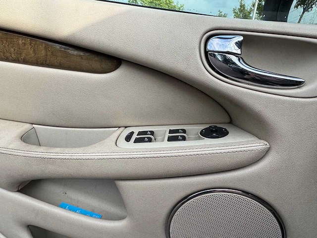 Jaguar x-type 2.0 v6 executive 43-jp-fr - afbeelding 6 van  22