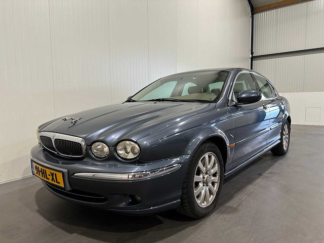 Jaguar x-type 2.5 v6 executive 91-hl-xl youngtimer. - afbeelding 1 van  5
