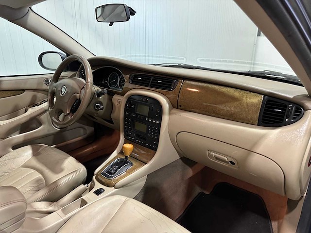 Jaguar x-type 2.5 v6 executive 91-hl-xl youngtimer. - afbeelding 3 van  19